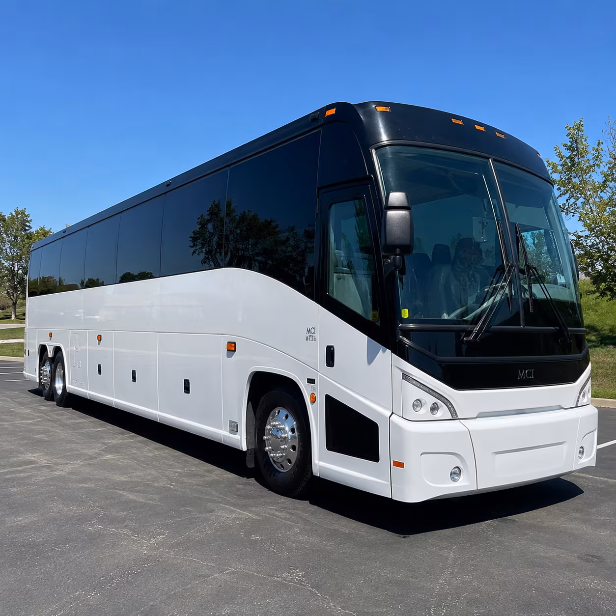 charter buses to crystal bridges and momentary events in bentonville