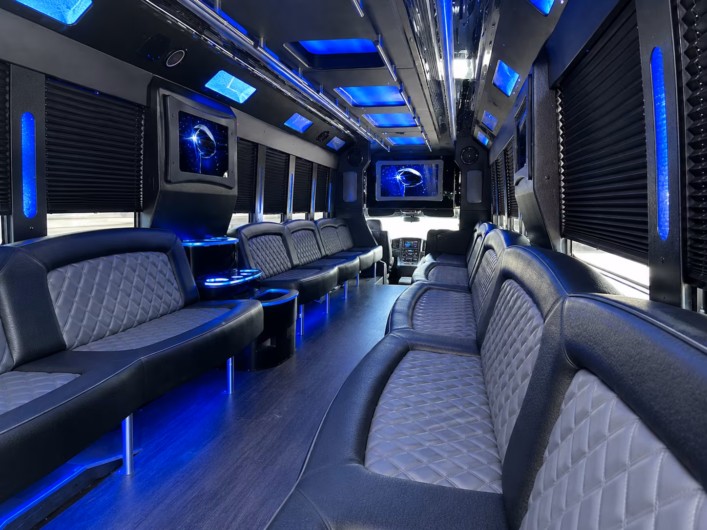 kids birthday party buses from springdale to attraction parks and family venues