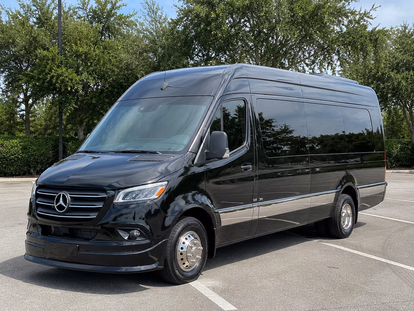 reserve transportation for your next airport transfer 4